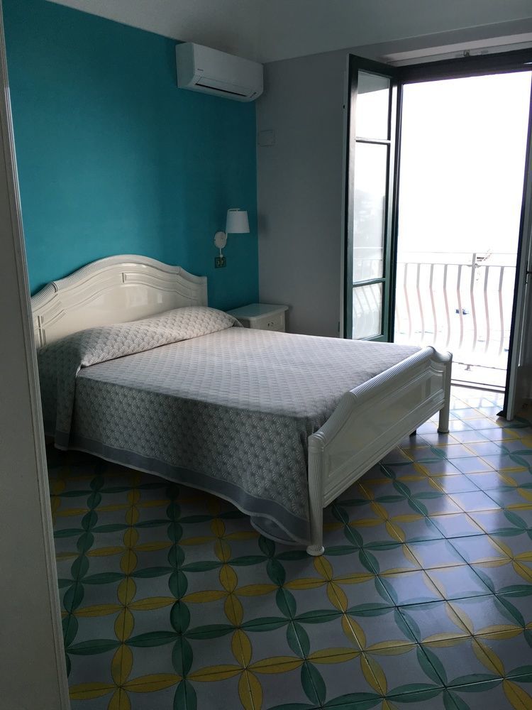 Amalfi Apartments Design Centro Storico エクステリア 写真